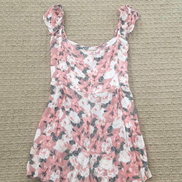 Pink floral romper - Picture 1 of 1
